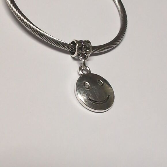 Silver Smiley Face Dangle Charm for Pandora Style Bracelet - Picture 2 of 4
